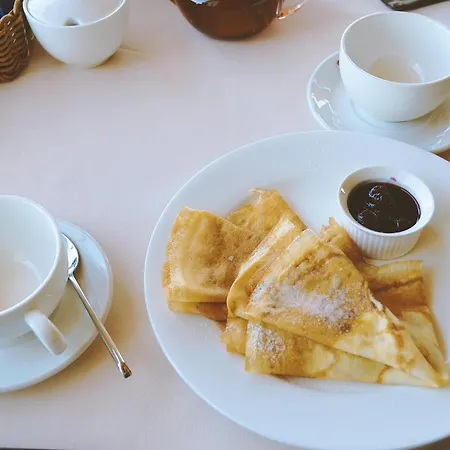 Silver Hills & With Free Parking 酒店 斯莫梁