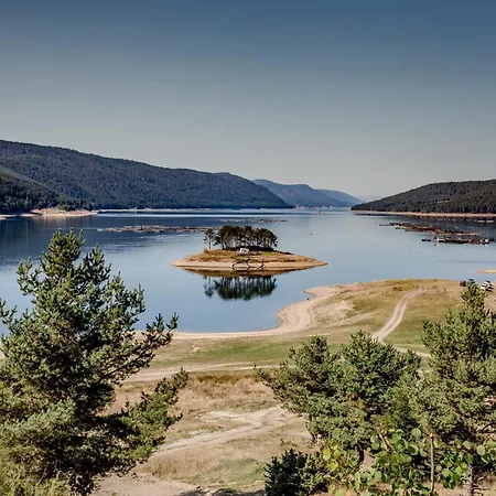 ホテル Silver Hills & With Free Parking スモーリャン