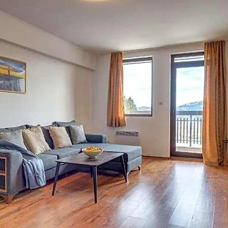 Silver Hills & With Free Parking Hotel