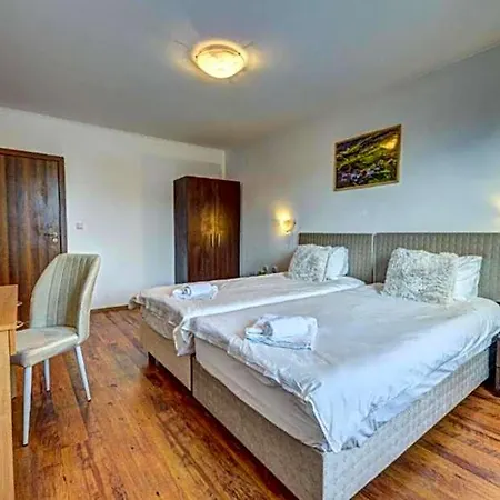 Silver Hills & With Free Parking Smolyan