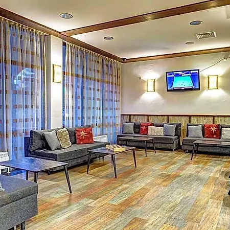 Silver Hills & With Free Parking Hotel Smolyan