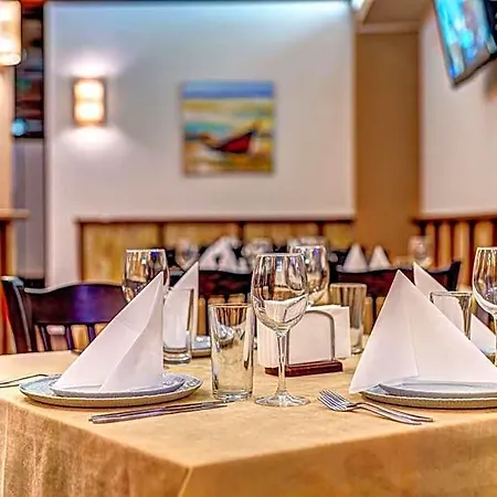 Silver Hills & With Free Parking Hotel 3*