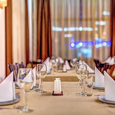 Silver Hills & With Free Parking Hotel Smolyan